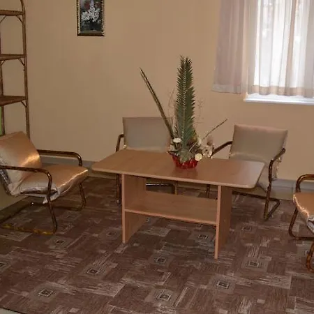 Druzhba Hotel 2*