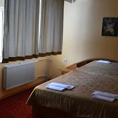 Hotel Druzhba 2*